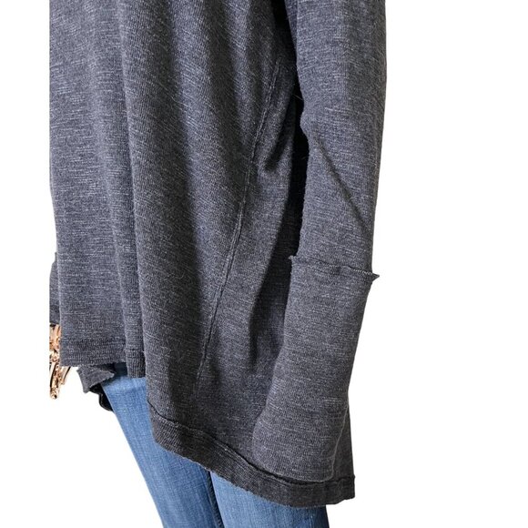 ✨ Free People Heather Gray Split-Back Oversized Turtleneck Sweater – Large ✨ - Picture 7 of 10